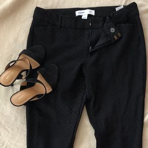 3/$10  Old Navy Black Ankle Pants